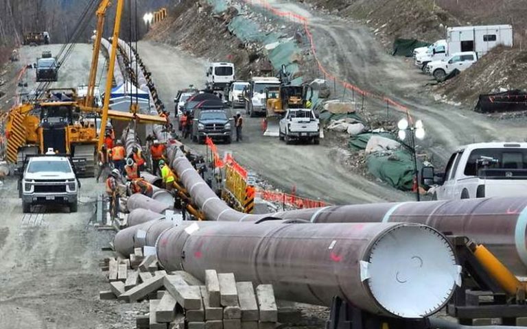 Un oleoducto inunda EEUU de «petróleo barato» 