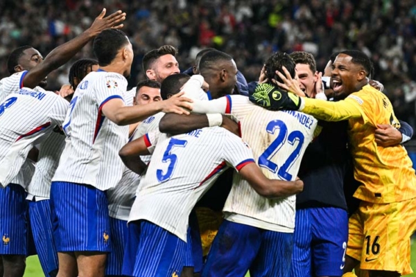 Francia elimina a Portugal por penales y jugará ante España