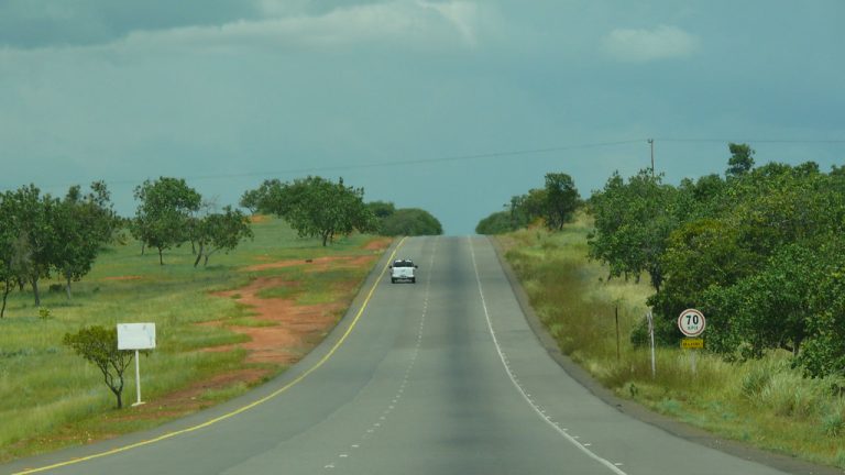 Banda asalta buses de empresas en autopista Guayana/Ciudad Bolívar