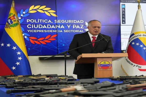 tsize_600x400_DIOSDADO-CABELLO-MERCENARIOS-Y-ARMAS