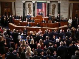 Demócratas abandonan sesión sobre ataques de Trump por falta de respaldo legal