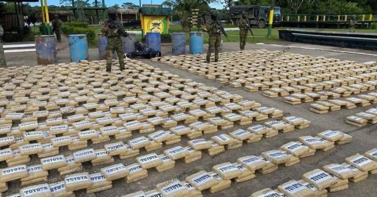 Ecuador y Colombia incautan droga sin lanzar un misil