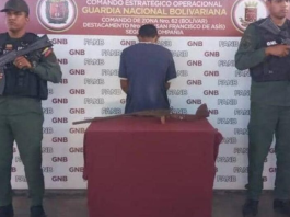 Presos en Ciudad Bolívar por cargar armas