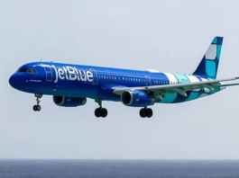 Avión comercial casi choca con nave de la fuerza aérea de EEUU