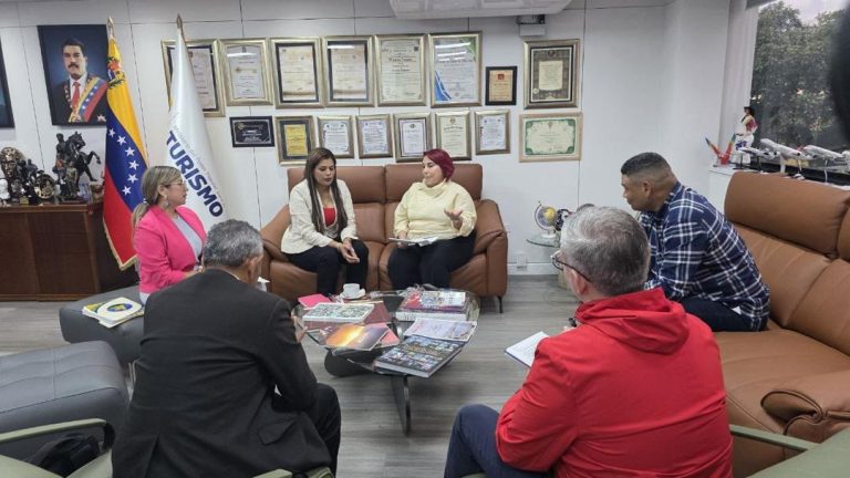 Gobernadora de Bolívar y alcalde de El Callao «coinciden» por los carnavales