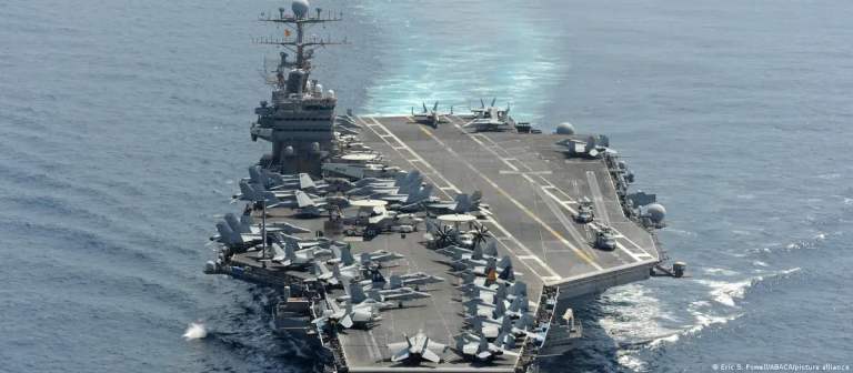 Portaaviones USS Abraham Lincoln «desplegado en Medio Oriente»