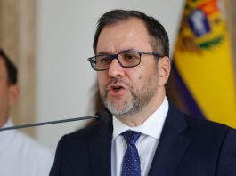 Venezuela se solidariza con Cuba ante el bloqueo estadounidense